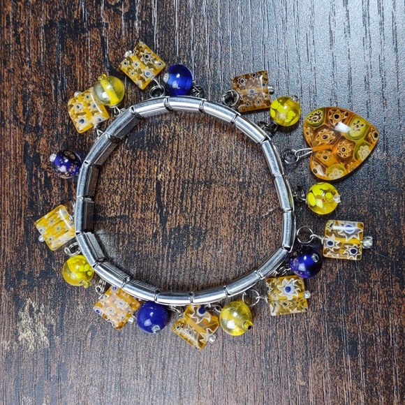 Cha Cha Bracelet - Picture 3 of 3